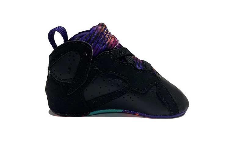 Детская обувь Jordan Air Jordan 7 (черный) — фото 3