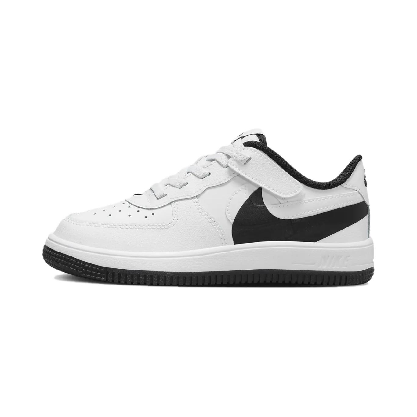 Детские кроссовки Nike Force 1 Low LV8 EasyOn (черно-белые)