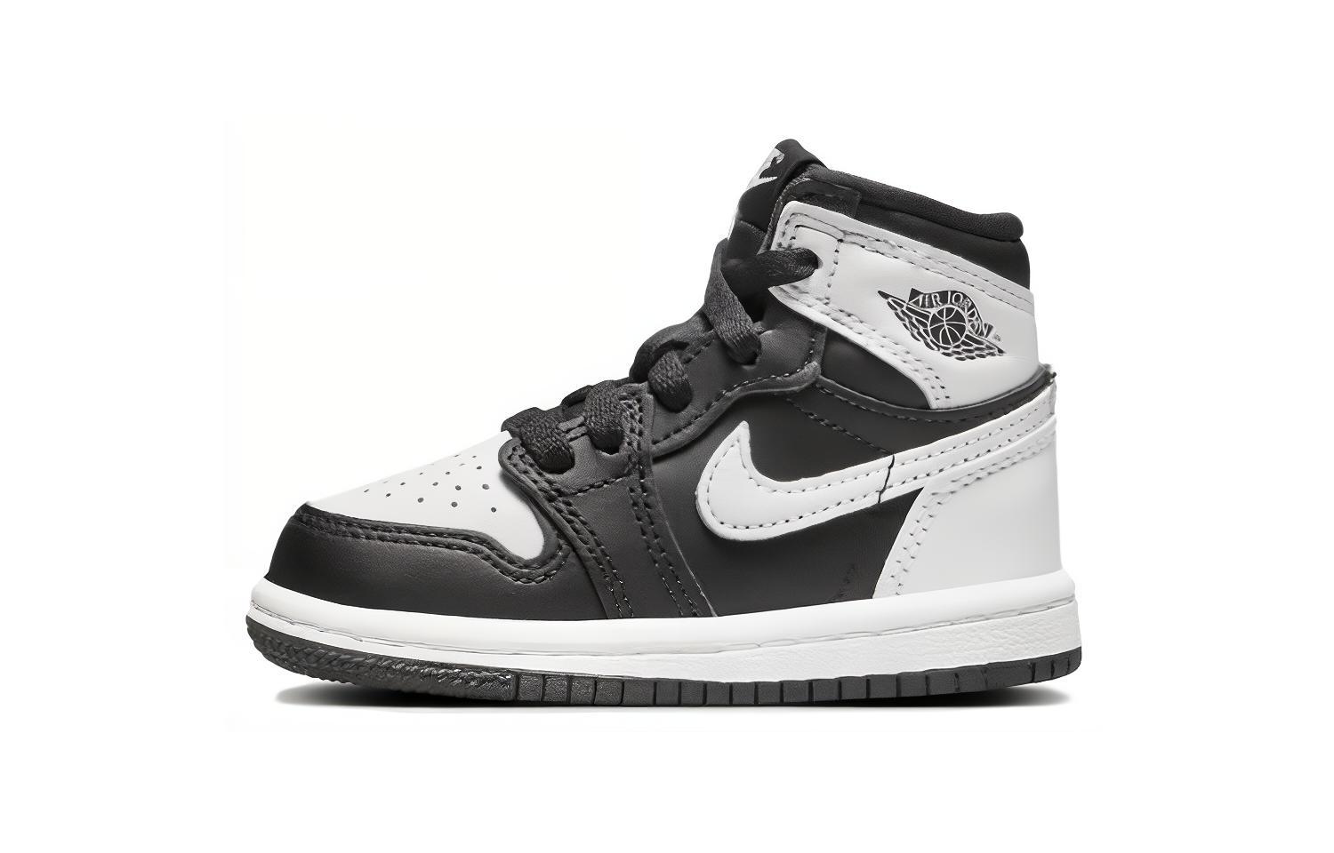 Детские кроссовки Jordan Air Jordan 1 High (черно-белые)