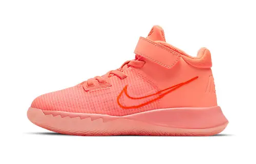 Nike Flytrap 4 mid-top basketball shoes for children