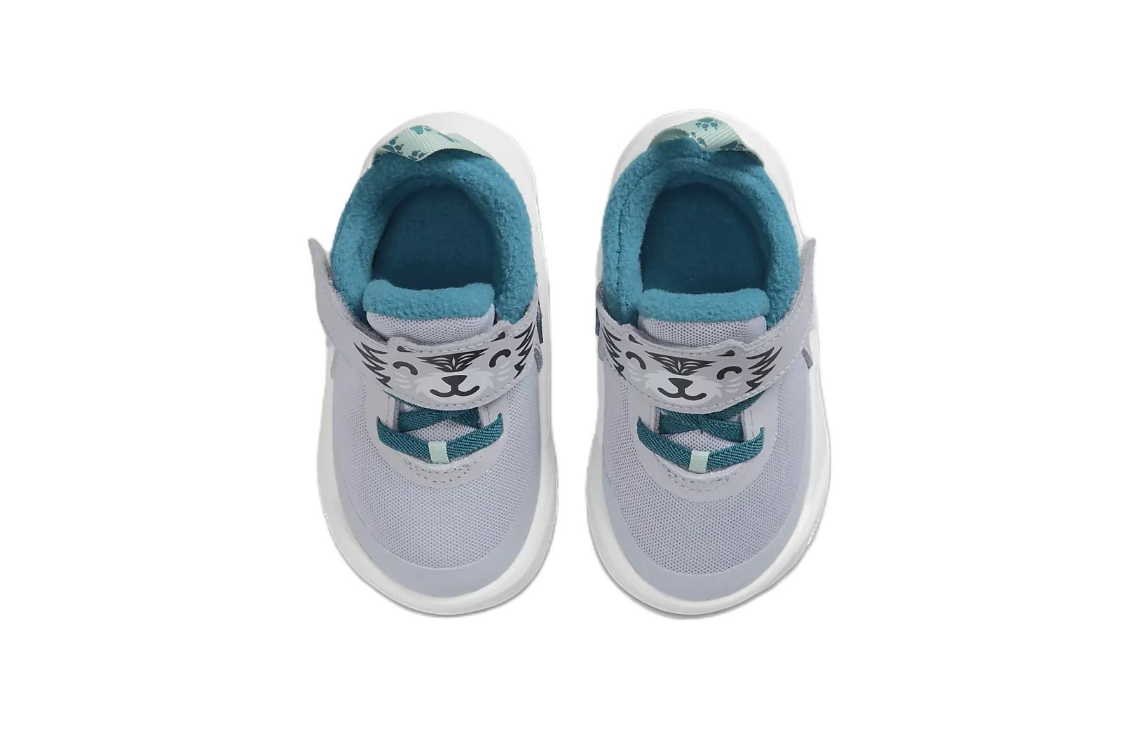 Детские кроссовки Nike Team Hustle D 10 (серый) — 狼灰/亮杉木绿/瓷釉绿/山峰白 — фото 6