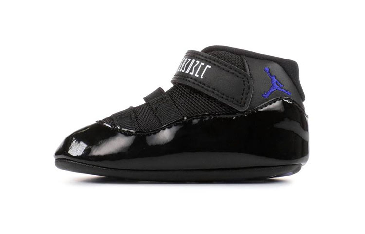 Кеды Jordan Air Jordan 11 (черно-белые)