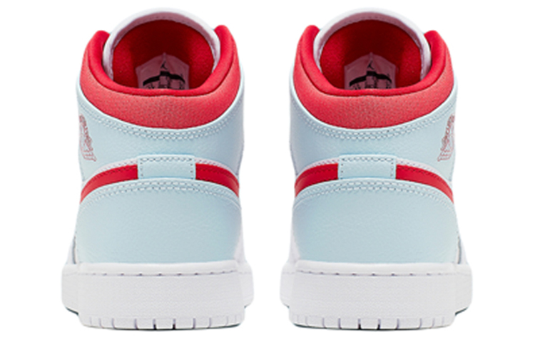 Женские кроссовки Jordan JordanAir Jordan 1 Mid (белый) — фото 6