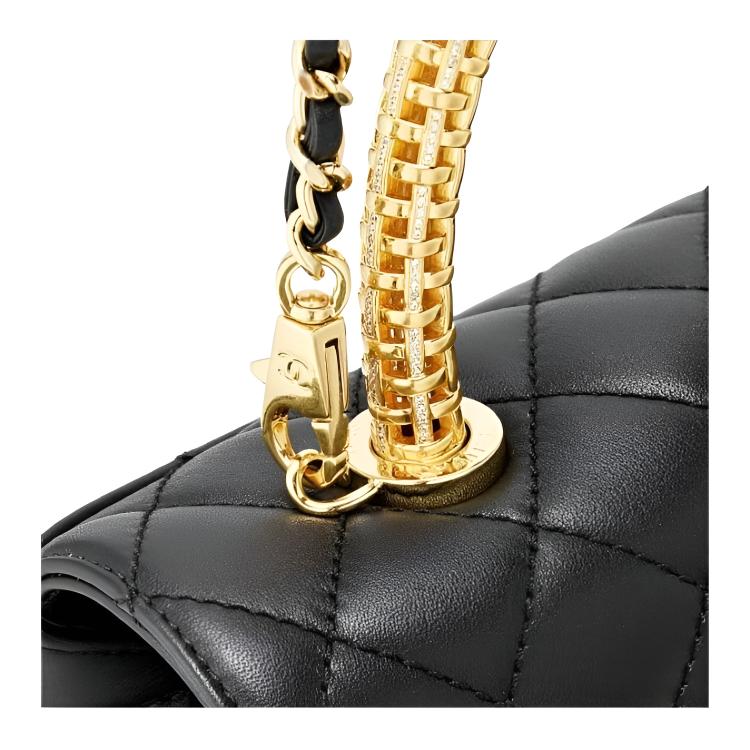 Женская сумка Chanel Coco Handle (черная) — фото 5