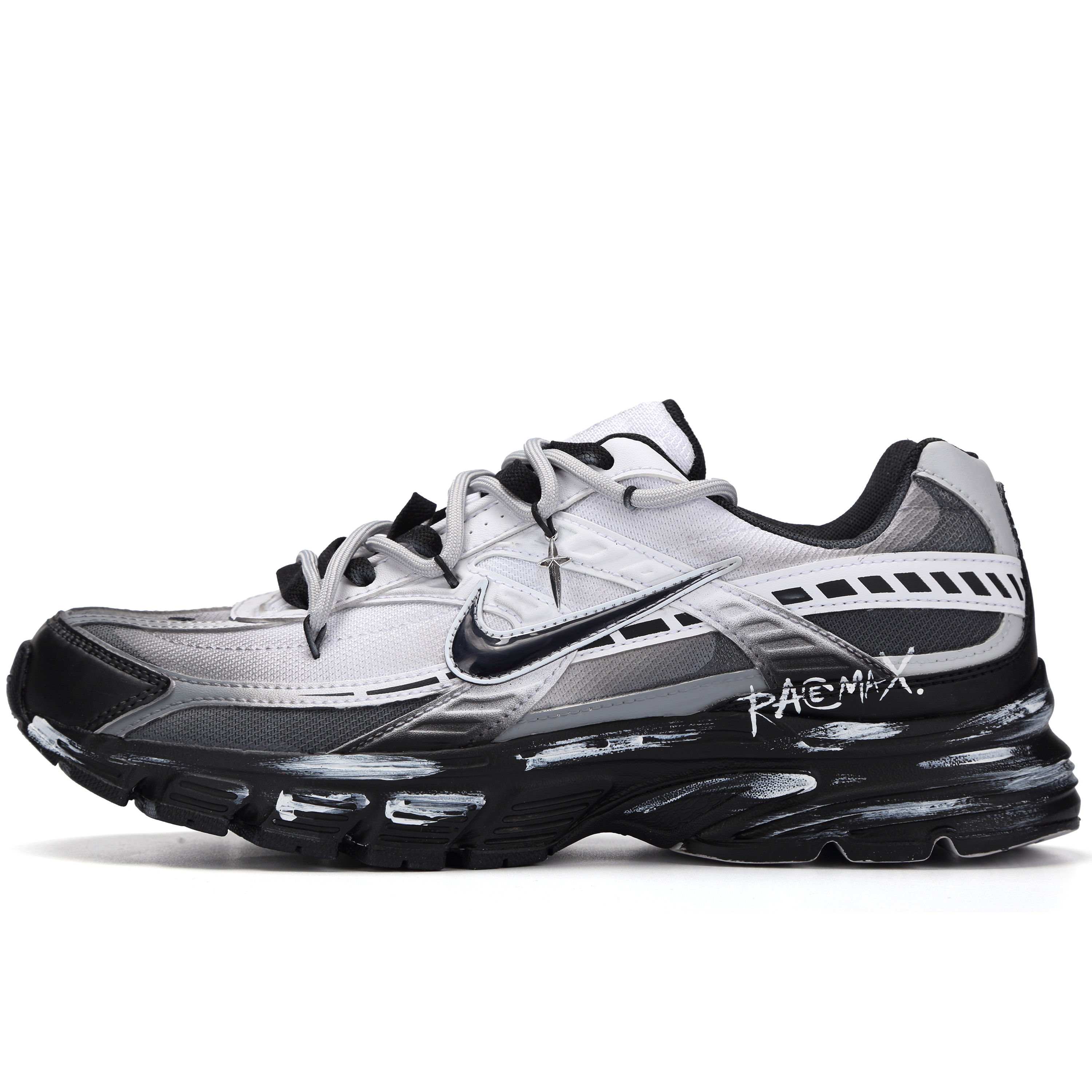 Nike Initiator Slip Resistant Low top Casual City Commuting Running Shoes Men’s Black White Gray