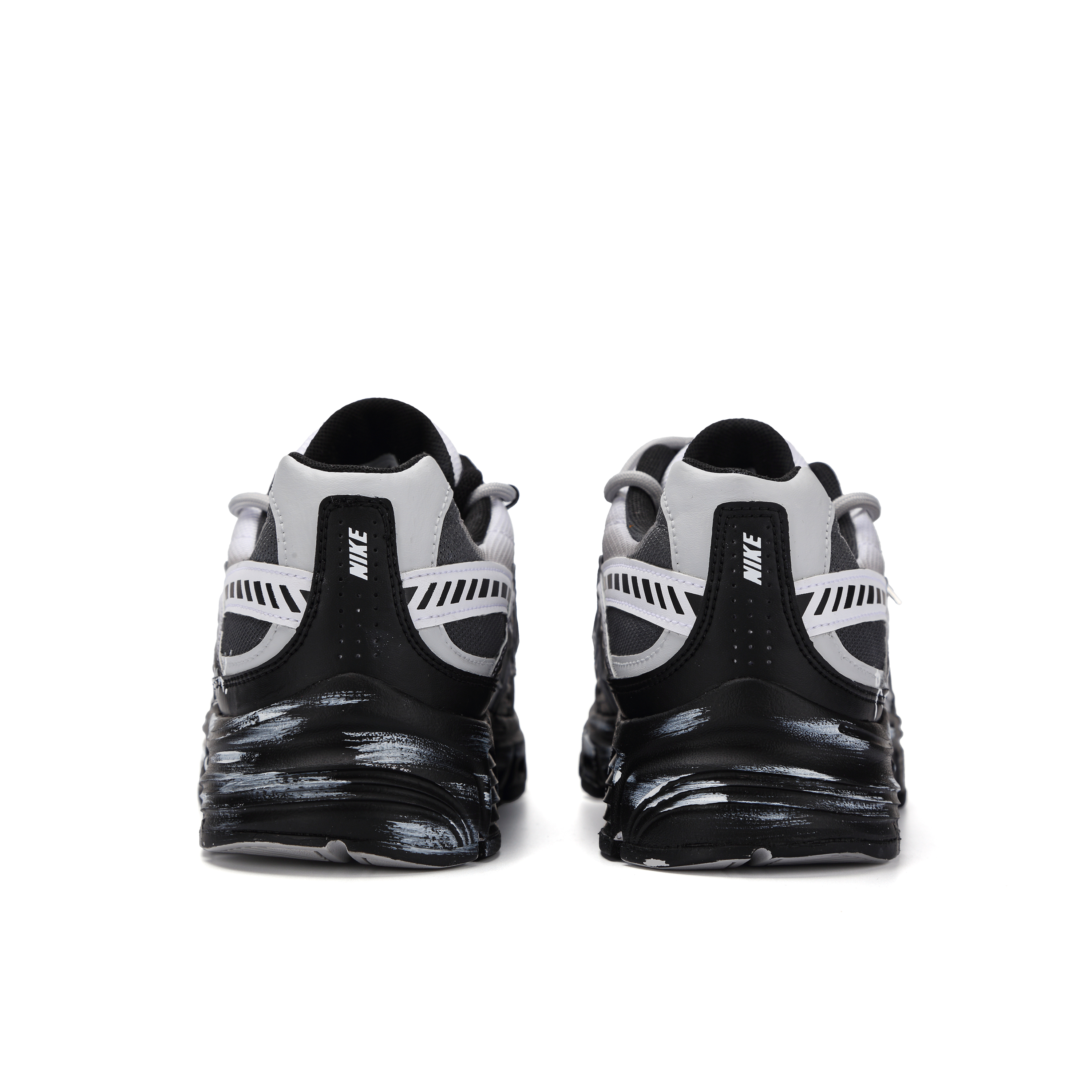 Nike Initiator Slip Resistant Low top Casual City Commuting Running Shoes Men’s Black White Gray