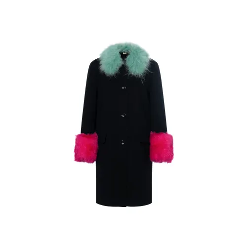 GUCCI Coats Women's Black Moderate