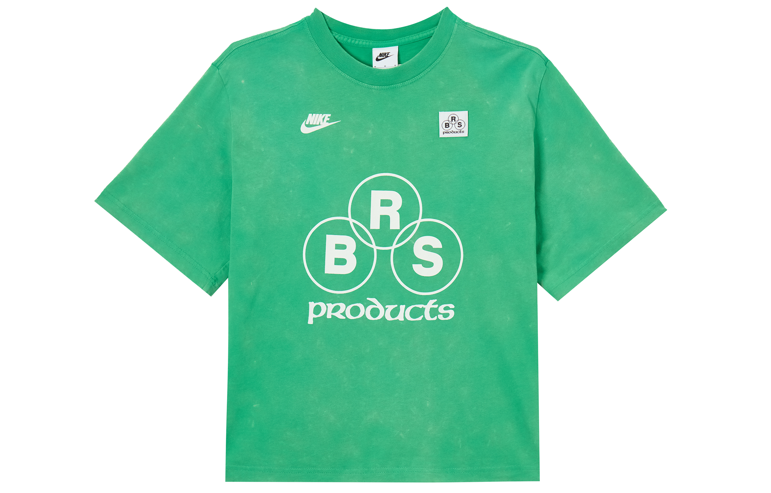 Женская футболка Nike Sportswear (зеленая)