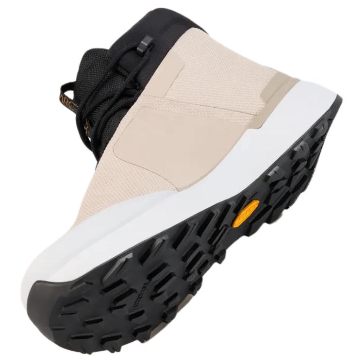 Arc’teryx Kopec Mid top Hiking Shoes Women’s Beige Black