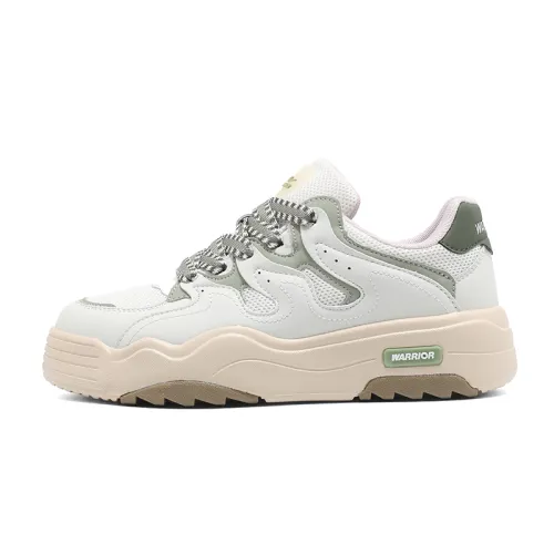 Warrior offline store model, light oxygen series, ultra-light foam outsole, fashionable leather mesh splicing, small person wear, casual trend, light and comfortable, daily commuting, retro round-toe sneakers, increased height, light and breathable, low-top sneakers, women
