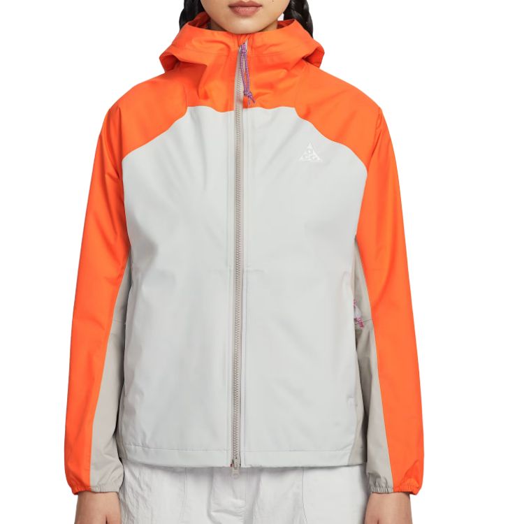 Женская куртка Nike ACG Phantazma Storm-FIT ADV (черная)