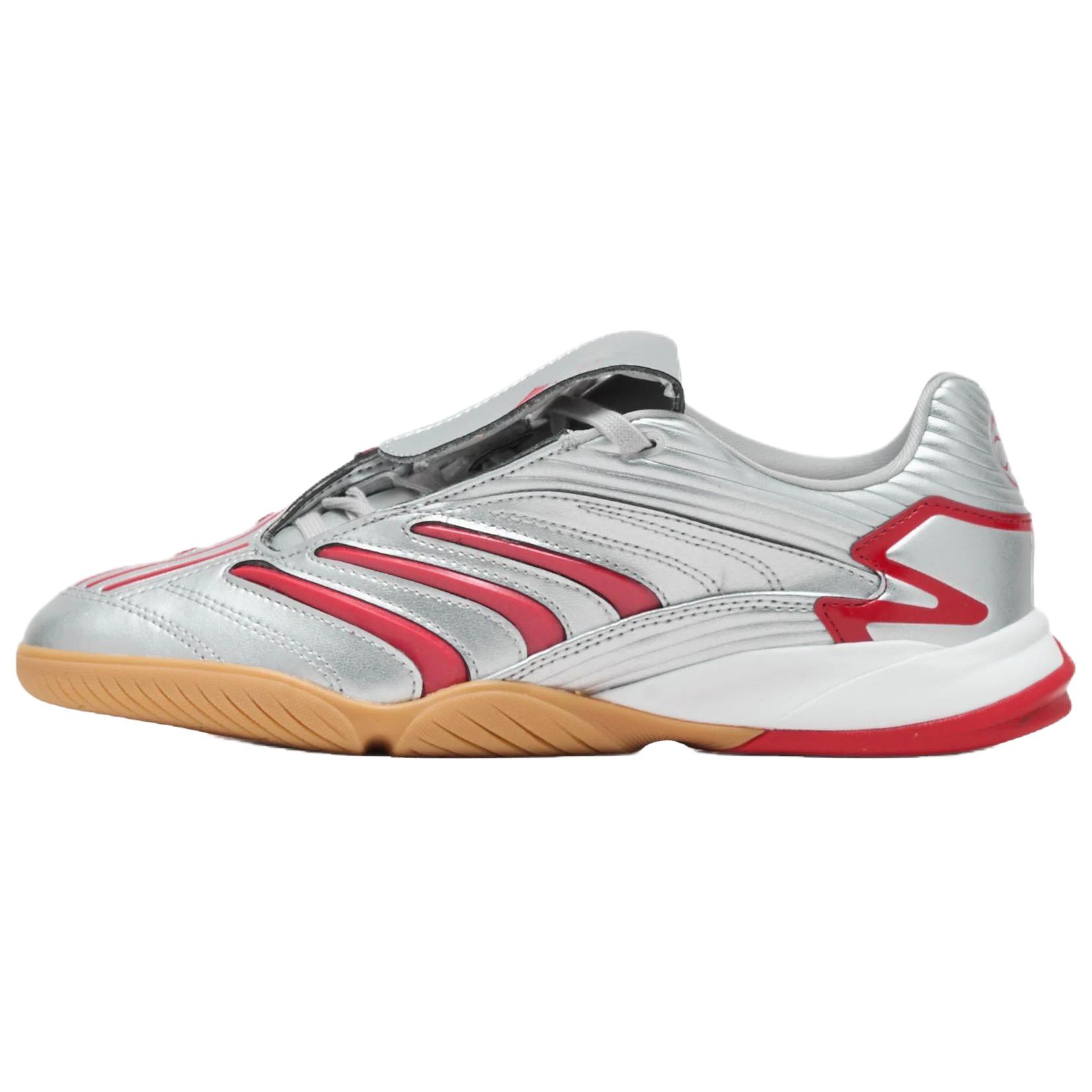 Женские бутсы adidas Predator Sala (серебристо-красные)