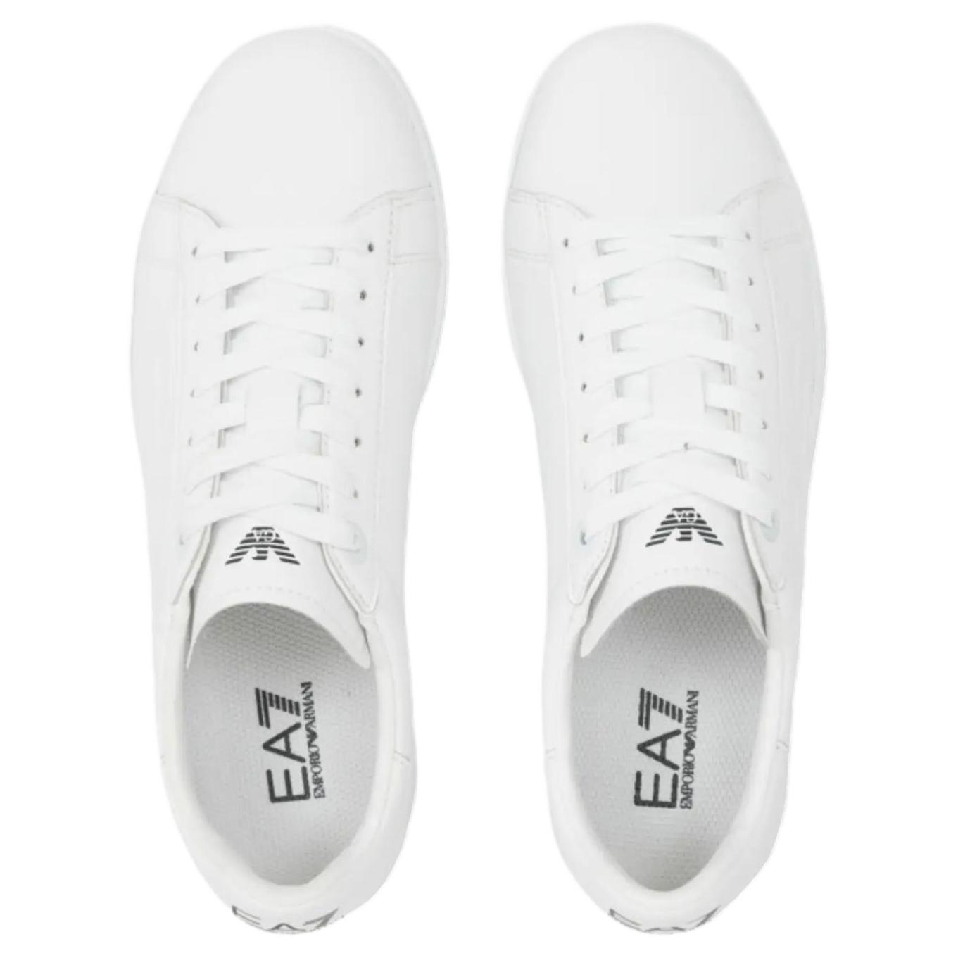 Ea7 EMPORIO ARMANI Logo Embossed Classic Cc Sneakers