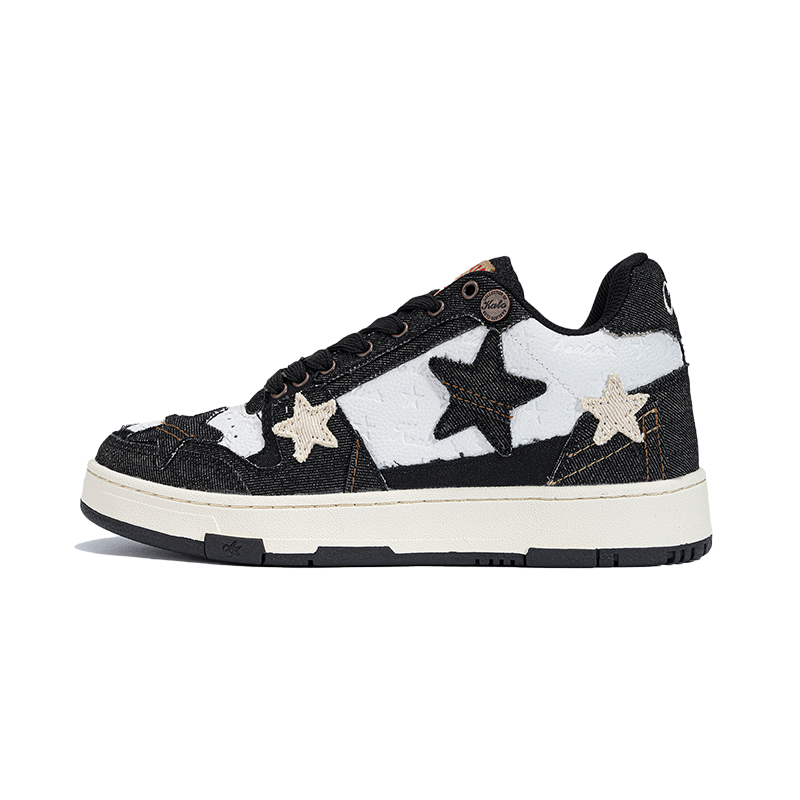 KAALIXTO Unchained Riderz 'Blackness' Star Shoes Breathable Mid top Skateboard Shoes Unisex Black