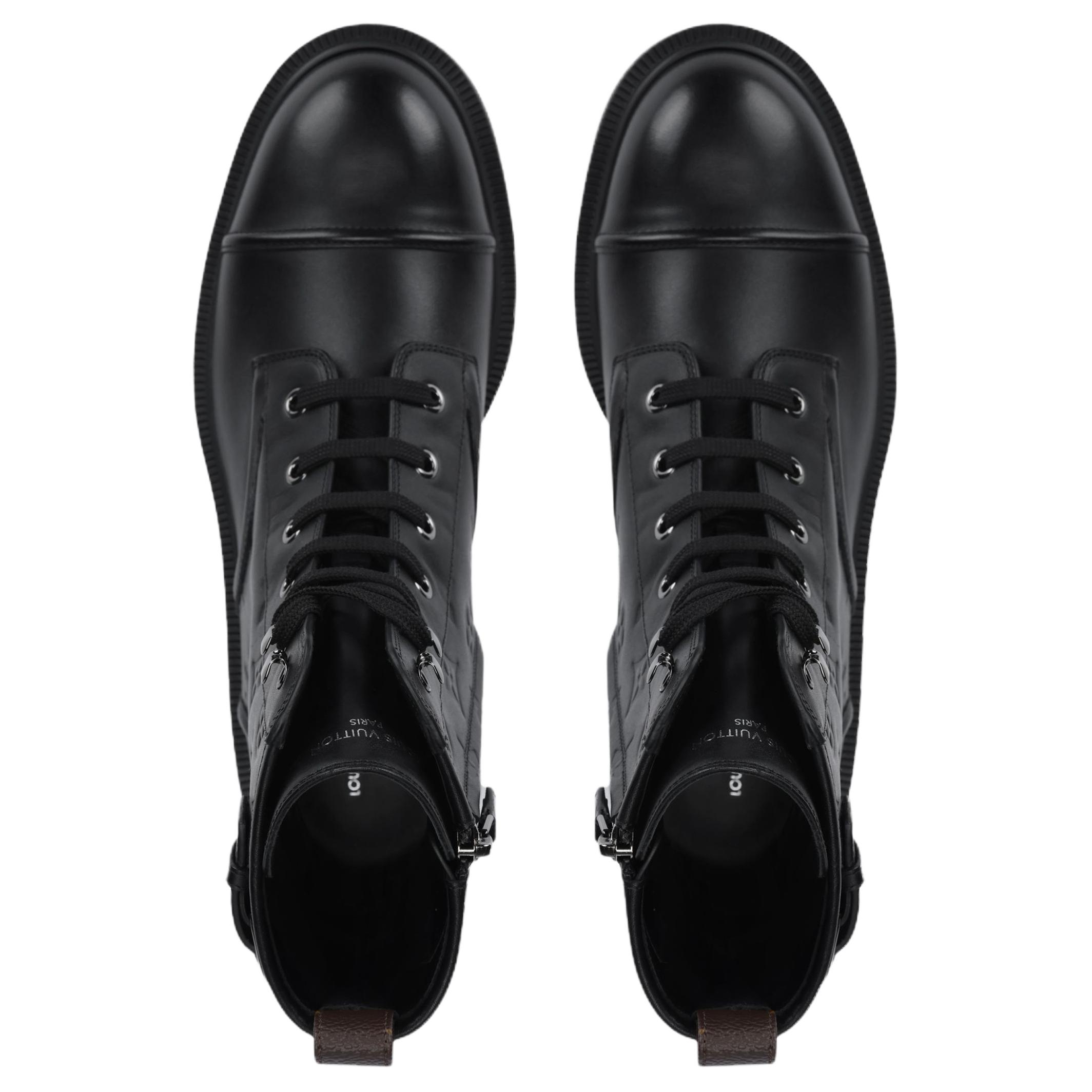 LOUIS VUITTON Citizen Calfskin Short Combat Boots Women's Black