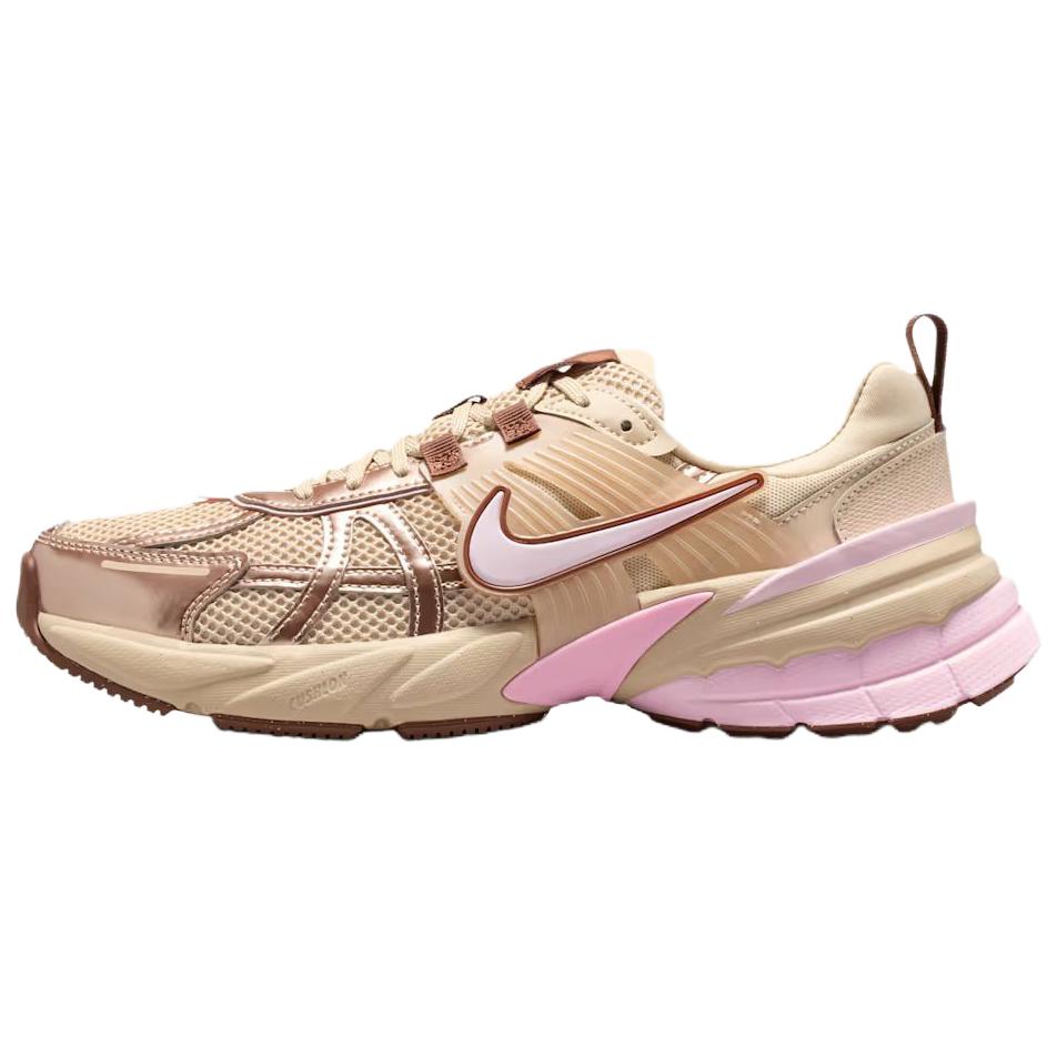 Женские кроссовки Nike V2K Run (бежево-розовые)