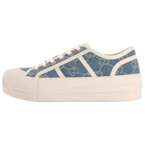 GUCCI Low top Canvas Shoes Women's Light Blue