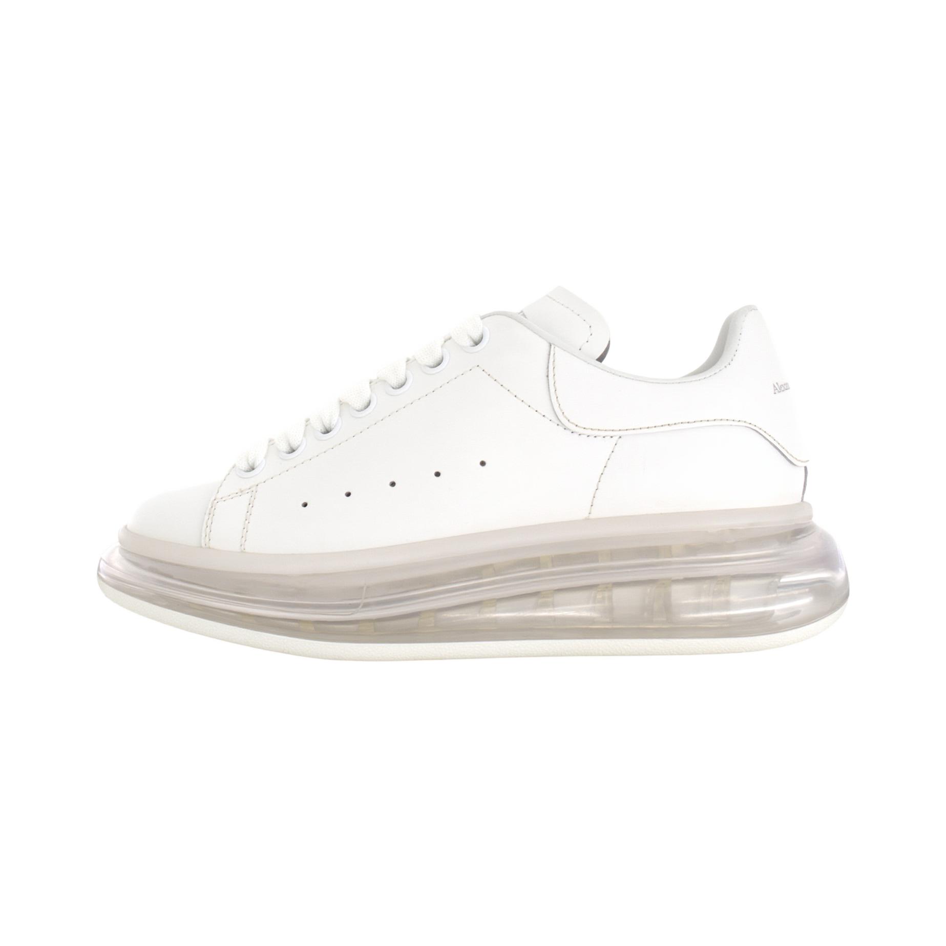Женские кроссовки Alexander Oversized Sneaker (белые)