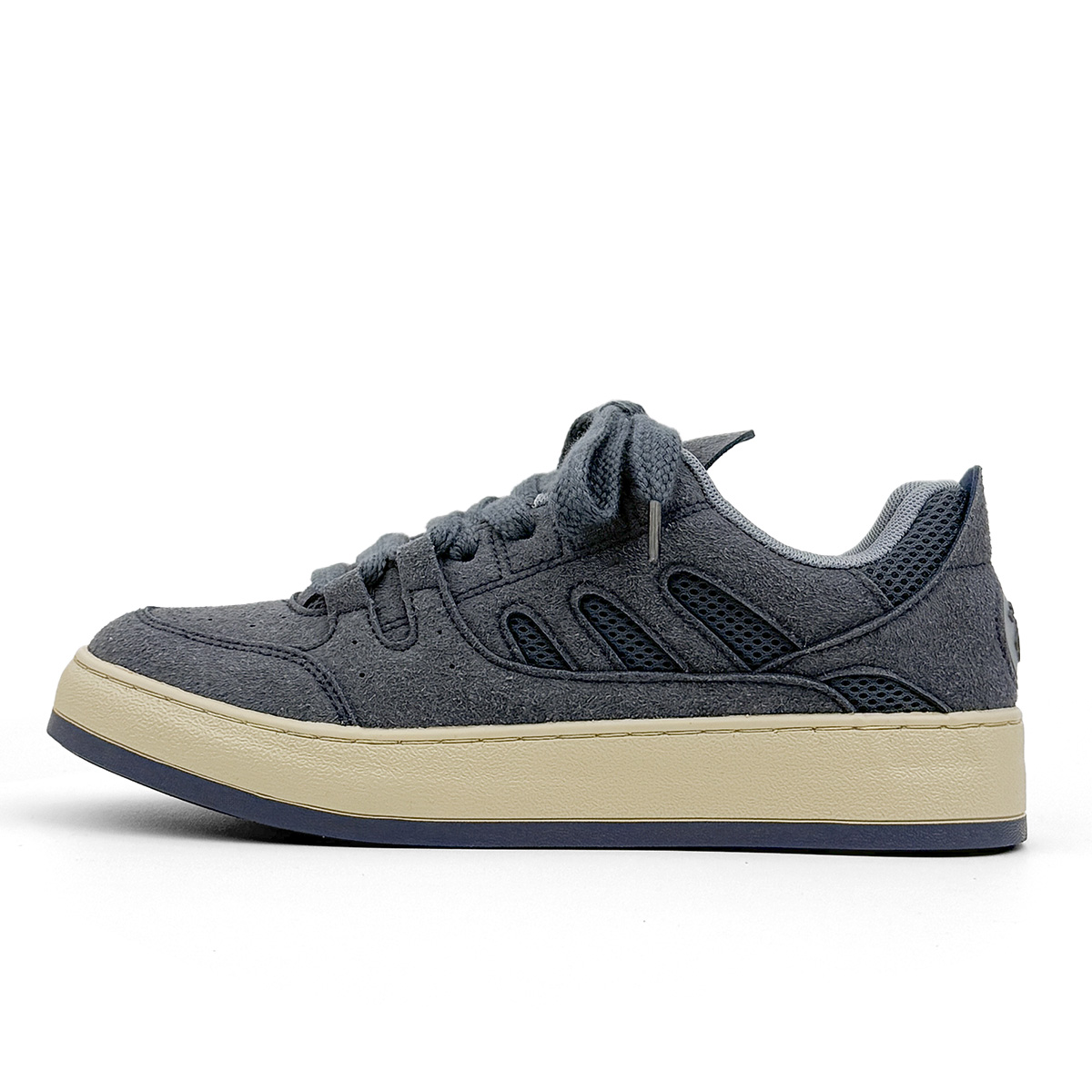 Global HUANQIU breathable bread American retro hip-hop street Air Force One dunk classic versatile lightweight niche casual fashion trend simple comfortable soft sole Korean version non-slip wear-resistant low-top sneakers same style for men and women haze blue