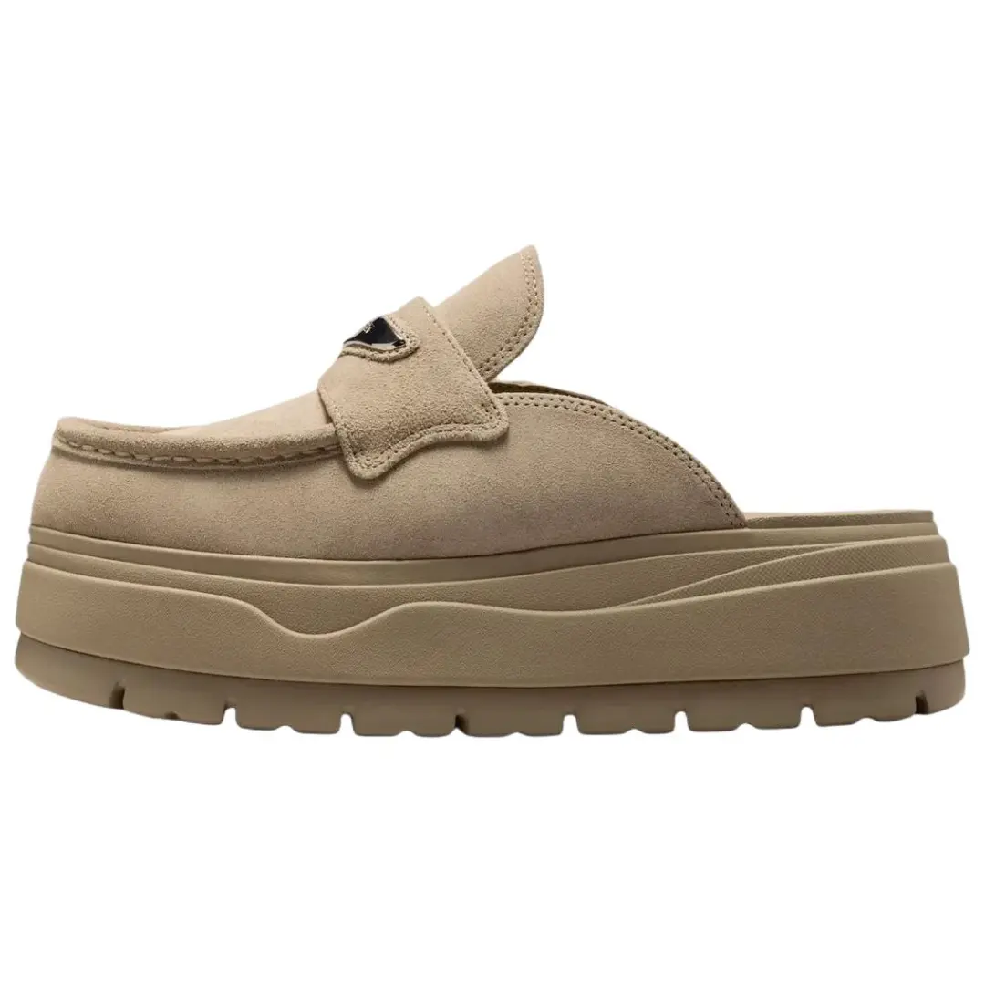 Jordan Air Jordan Mule Closed Toe Slippers Women's Beige