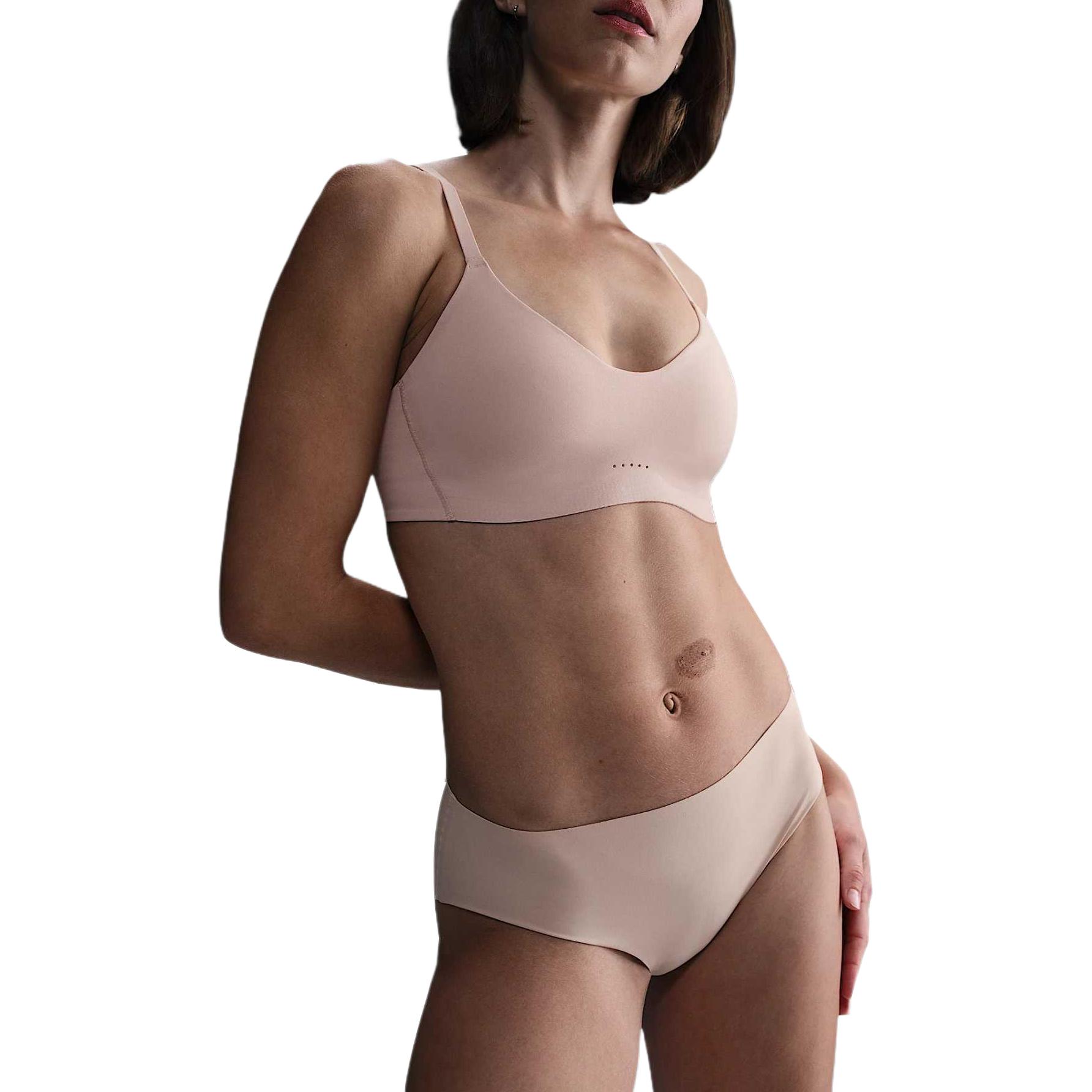 Женские трусы Nike Dri-Fit Leak Protection (белые)
