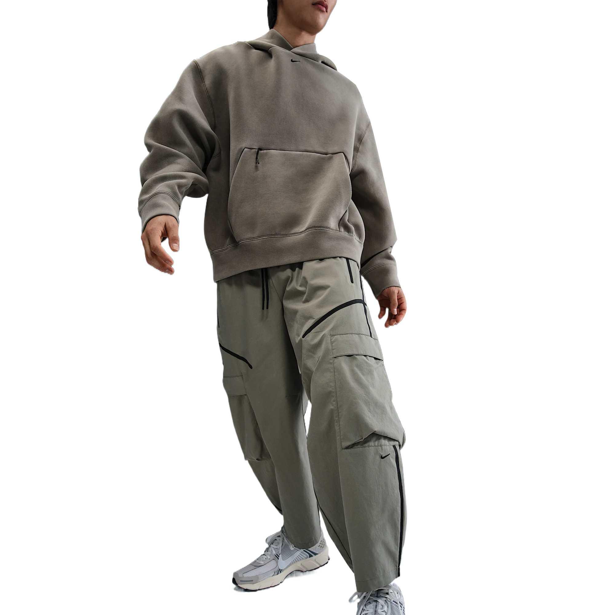 Nike Tech Sports Pants Men’s Light Army Green/Black
