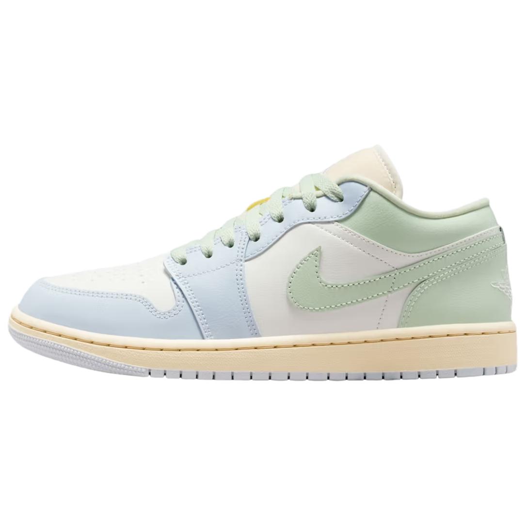 Женские кроссовки Jordan Air Jordan 1 (небесно-синие)
