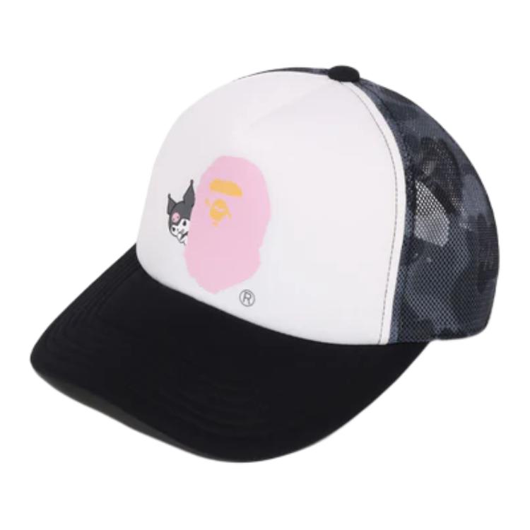 Женская кепка A BATHING APE Camo Cap (черная)