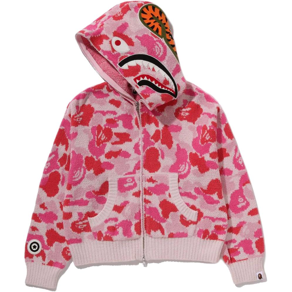 Женское худи A BATHING APE CAMO TOWEL JACQUARD SHARK CROPPED FULL ZIP HOODIE ABC (зеленое) — фото 2