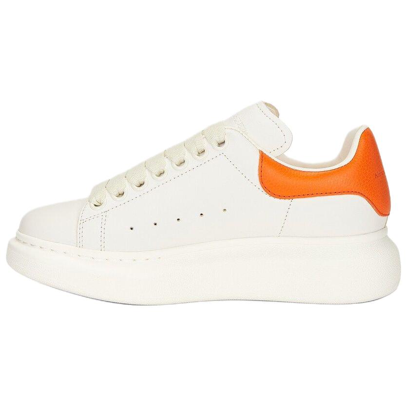 Женские кроссовки Alexander McQueen Oversized Sneaker (белые)