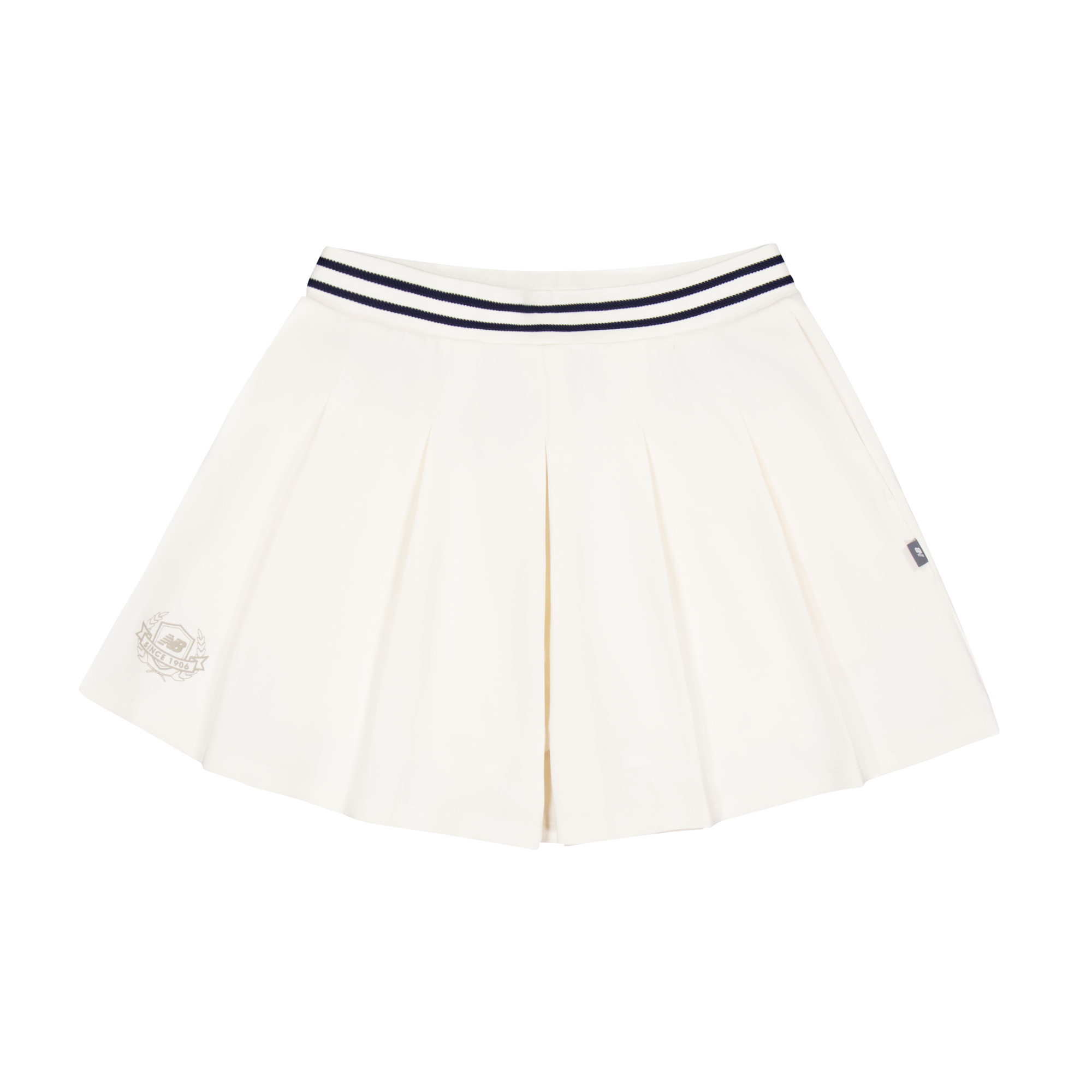 Женские шорты New Balance Knit Shorts (белые)