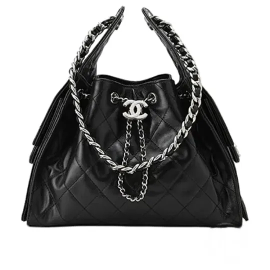 Сумка CHANEL Chanel 25, 26S, серебряная фурнитура из воловьей кожи, маленький размер, мужская и женская сумка в одном стиле, черный цвет