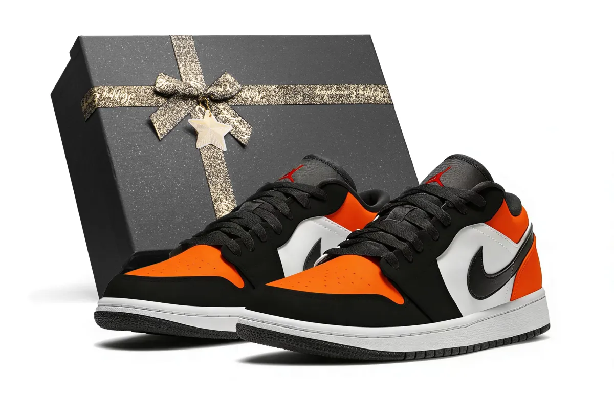 Jordan Air Jordan 1 Box Slip Resistant Abrasion Resistant Low top Vintage Basketball Shoes Unisex Black White Orange