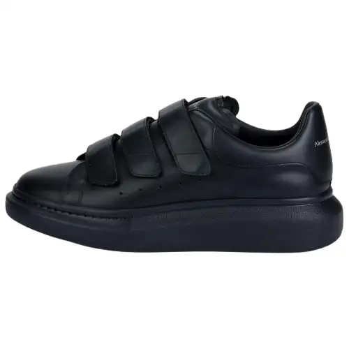 Alexander McQueen Larry Sneakers 'Triple Black'