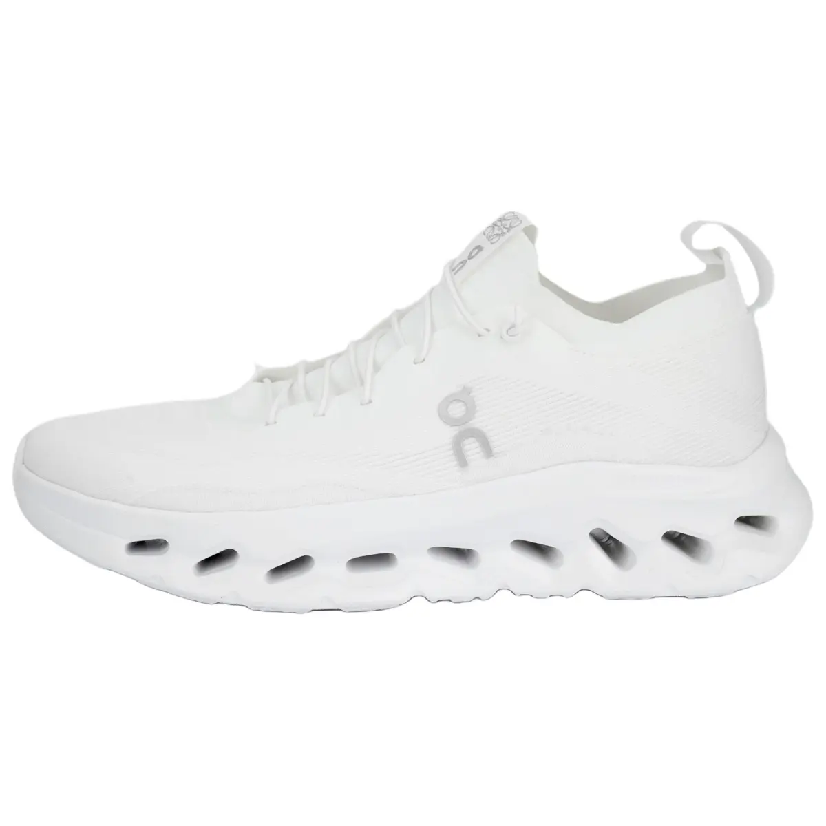 On Running Cloudtilt Loewe All White