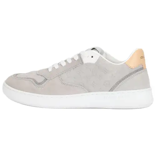 LOUIS VUITTON Stadium Cow Leather Low top Skateboard Shoes Women's Gray