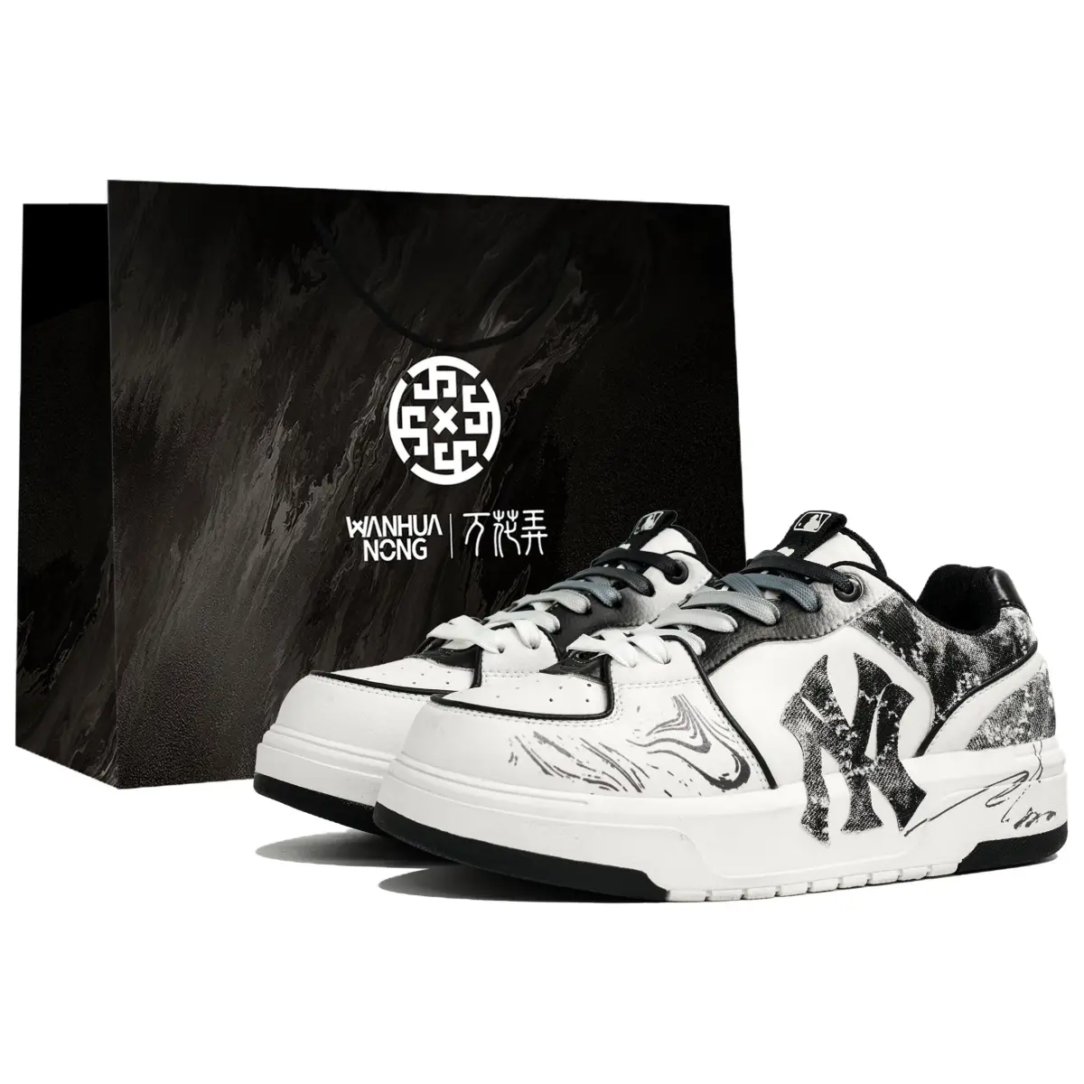 MLB Chunky Liner Wan Hua Nong, Mo, Shopping Bag Abrasion Resistant Low top Skateboard Shoes Unisex Black White
