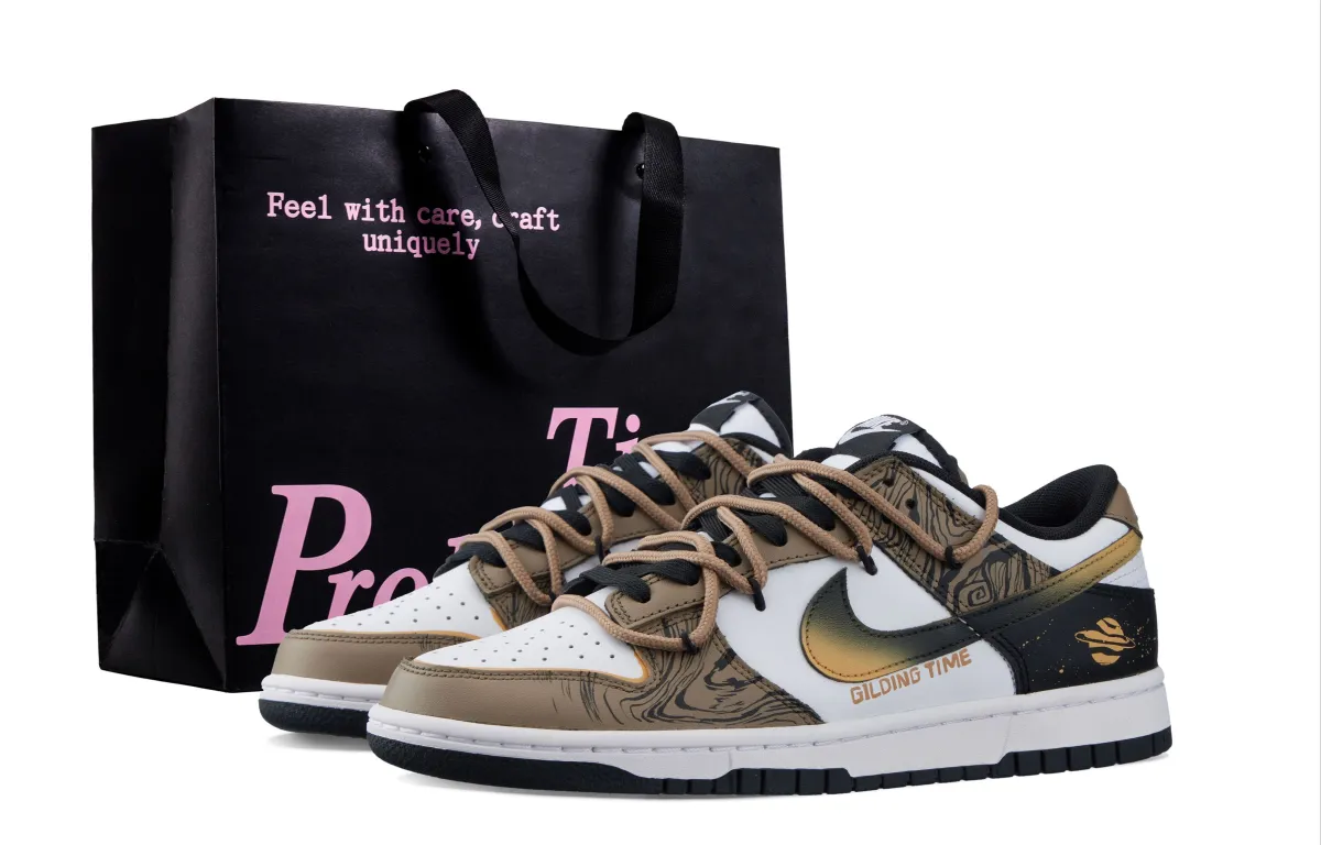 Nike Dunk Chronological Chapters, Golden Years Box Low top Skateboard Shoes Men's Black Brown