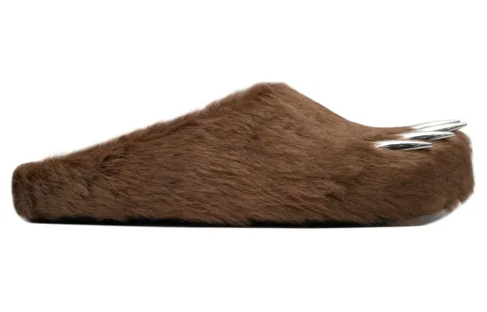 Bravest Studios Bear Claw Mule Black