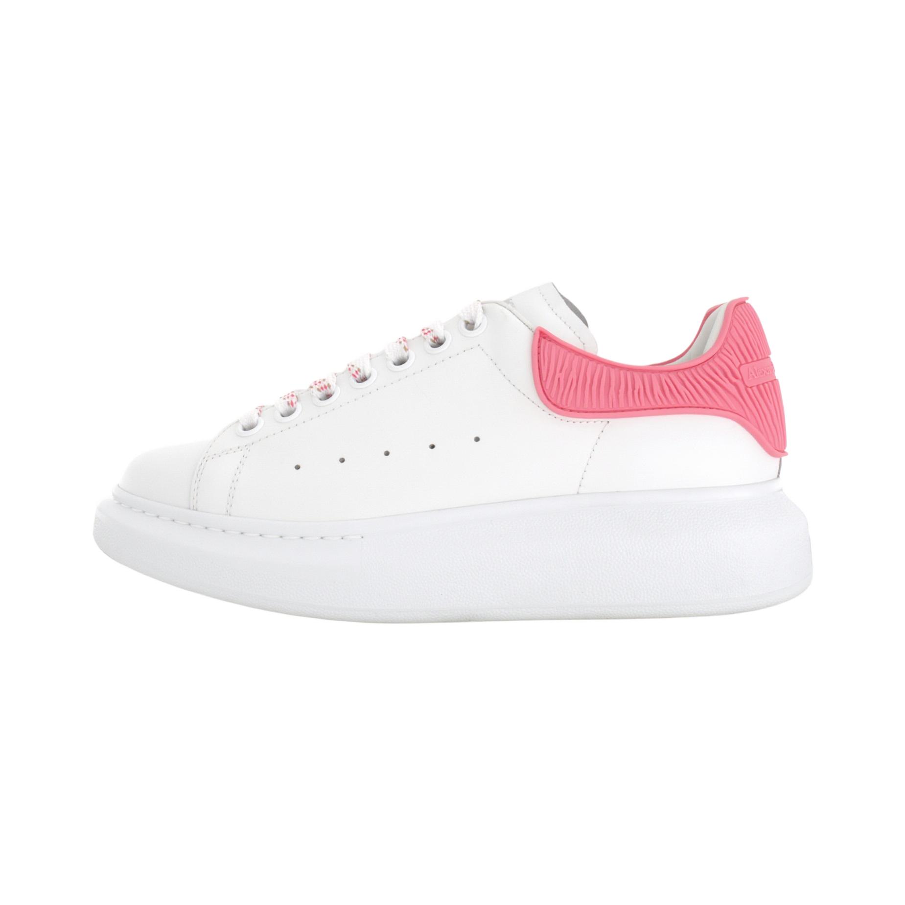 Женские кеды Alexander McQueen Oversized Sneaker Larry (розово-белые)