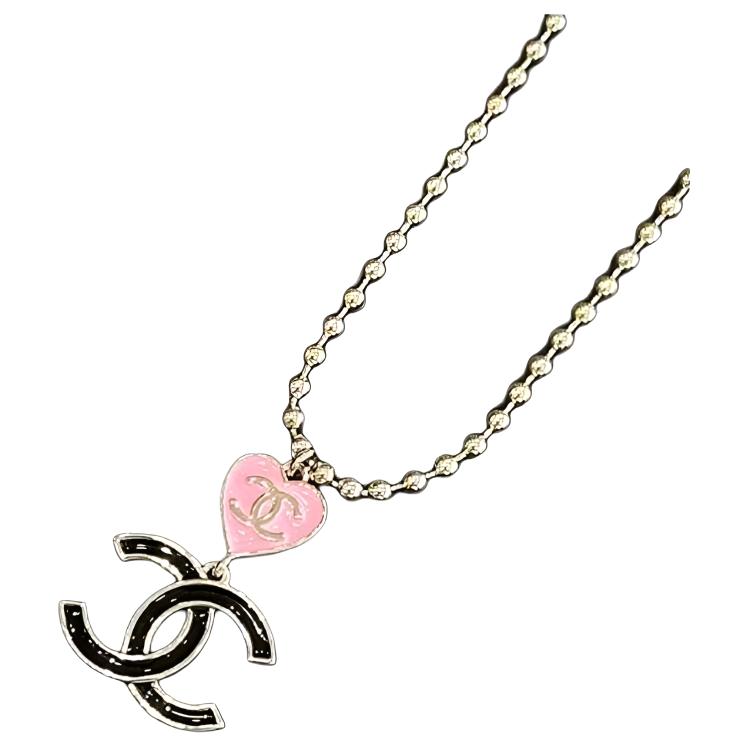 Женская подвеска Chanel Logo (золотая)