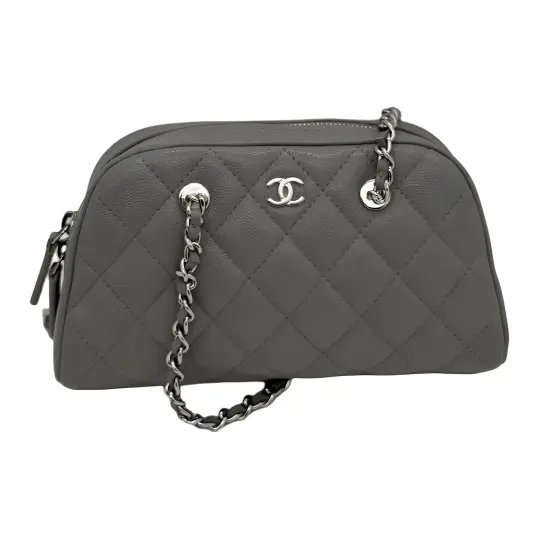 CHANEL Сумка через плечо из глянцевой телячьей кожи и серебристого металла, кожаная цепочка с ромбовидным логотипом CHANEL 26P Gold Label и серебряным металлом, серая
