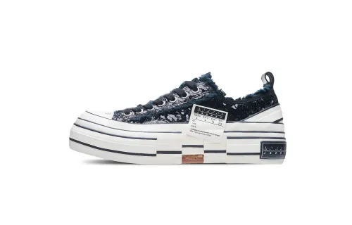 XVESSEL Sparkling Galaxy Slip Resistant Abrasion Resistant Low top Canvas Shoes Unisex Black