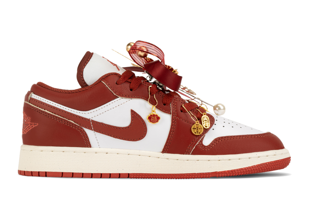 Jordan Air Jordan 1 Low top Vintage Basketball Shoes Women’s White Red