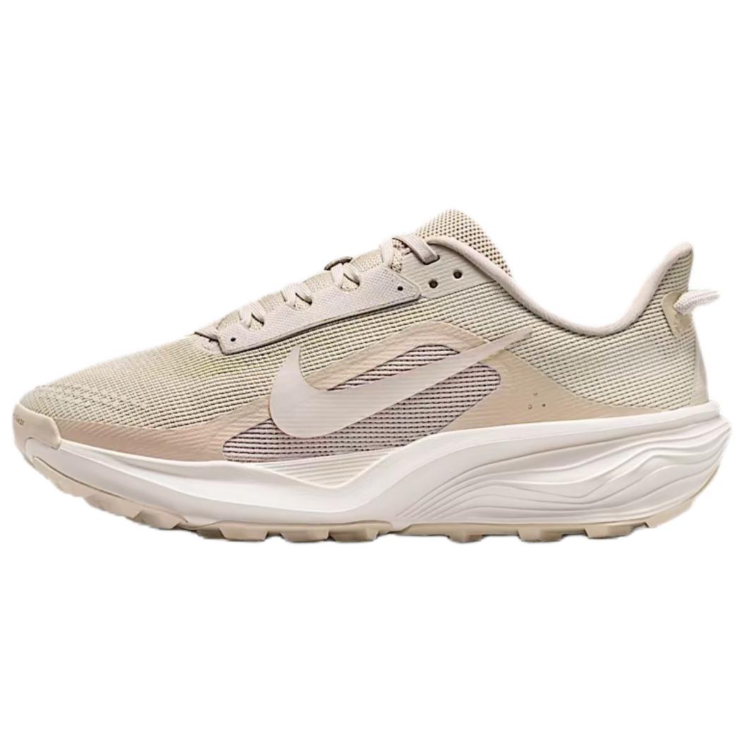 Женские кроссовки Nike ACG PEGASUS TRAIL (молочные)