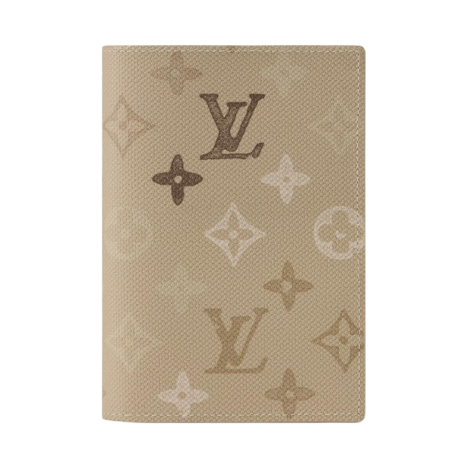 Обложка для паспорта Louis Vuitton Monogram Surplus (песочная)