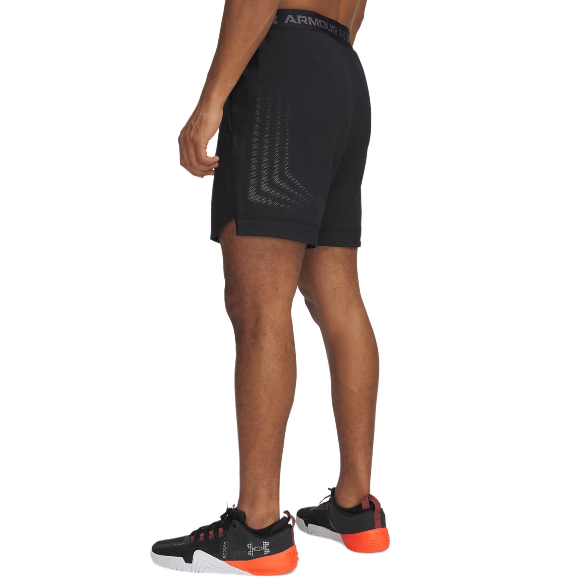 Under Armour VanishWOVEN Sports Shorts Men’s Black 001