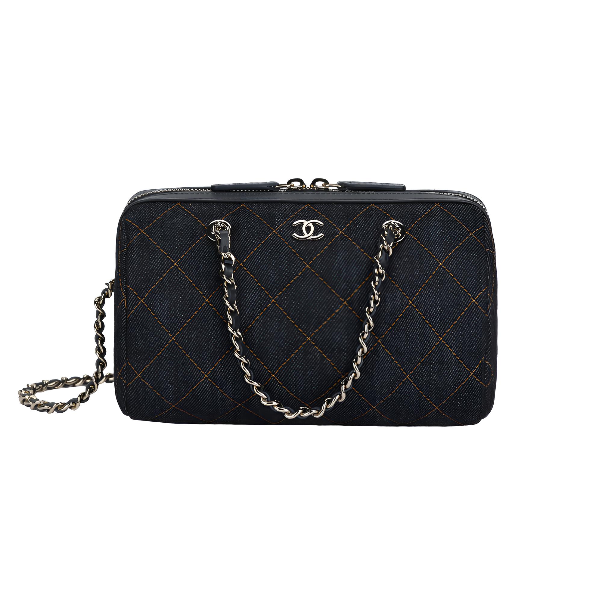 Женская сумка Chanel 26P (черная)