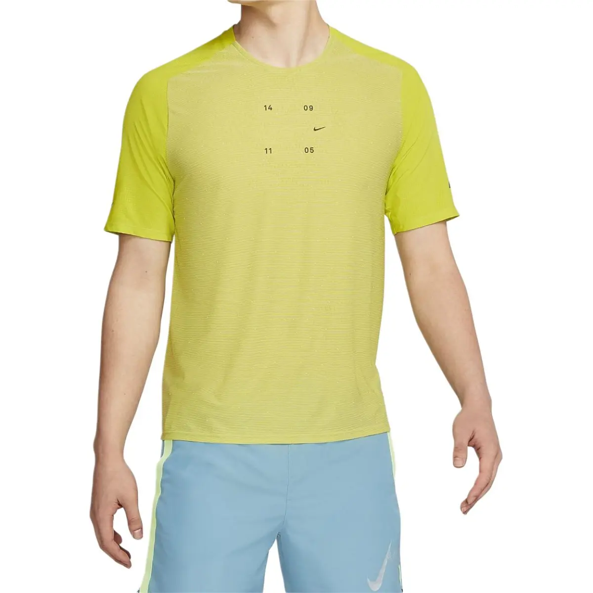 Nike T-Shirts Men's Yellow Crew Neck Moderate Straight Fit