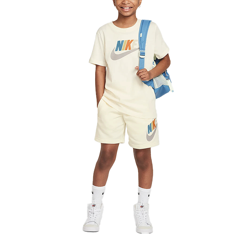 Футболка Nike Sportswear (бежевая) — фото 4